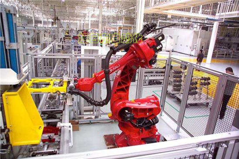 發(fā)動機生產(chǎn)線機器人裝配站.jpg